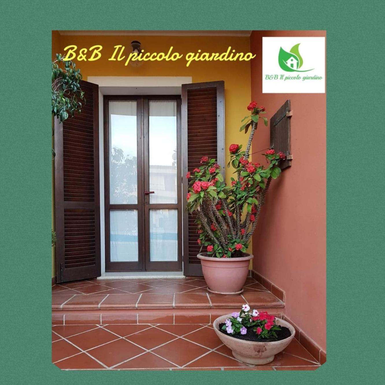 B&B Il Piccolo Giardino Villasimius Exterior photo